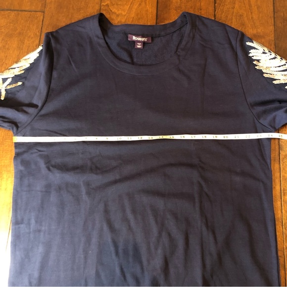 NWOT Roaman’s fleece long sleeve tunic with embroidered and sequined sleeves - Picture 5 of 9